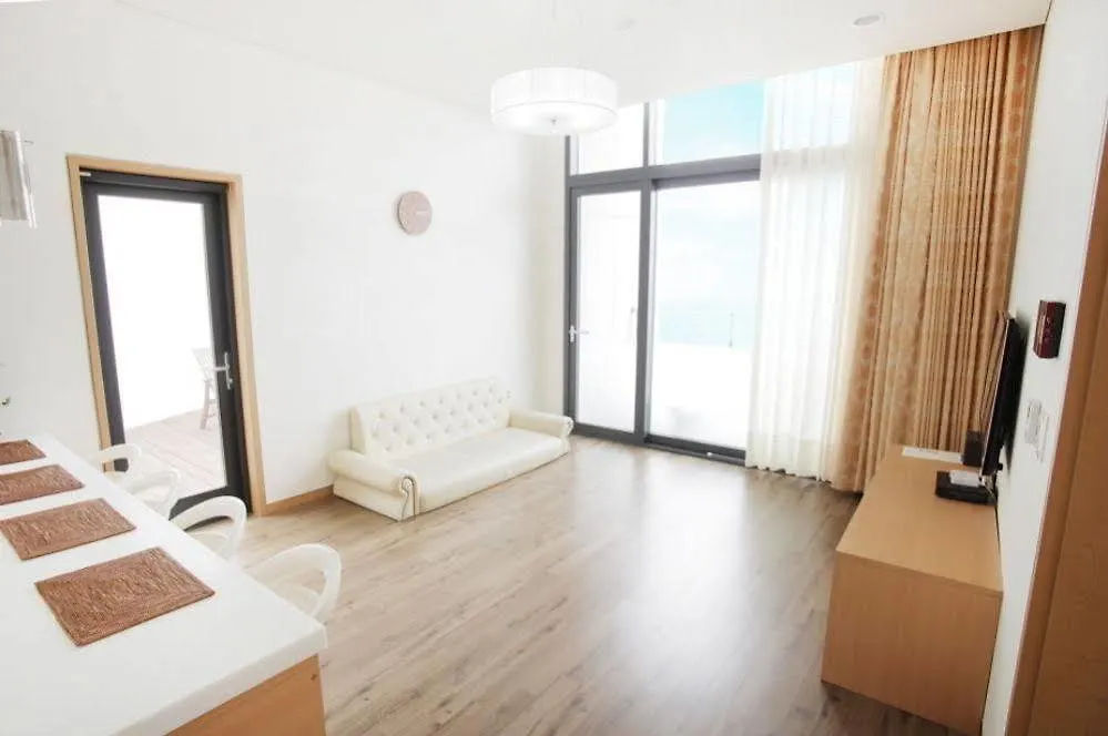 Jeju Pension Oda Hotel
